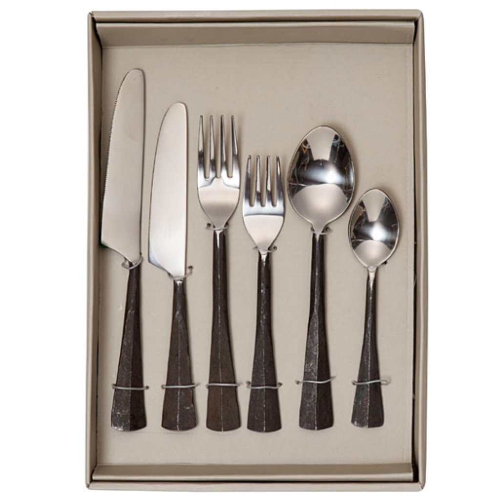 Aged Cutlery Set by Fiorira
